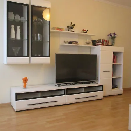Adoria Apartman *